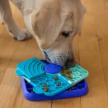 Nina Ottosson - Outward Hound - Lick N’ Flip Treat Puzzle