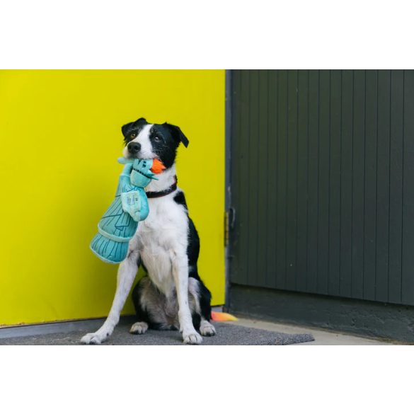 P.L.A.Y - Totally Touristy - Szabadság szobor - M